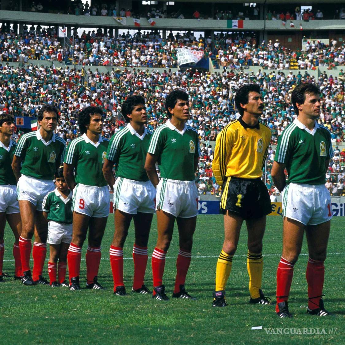$!La Selección Mexicana de 1986 volvió a encender la ilusión del país al disputar el Mundial en casa y avanzar hasta los Cuartos de Final, en una generación que dejó una marca especial en la memoria del futbol nacional.