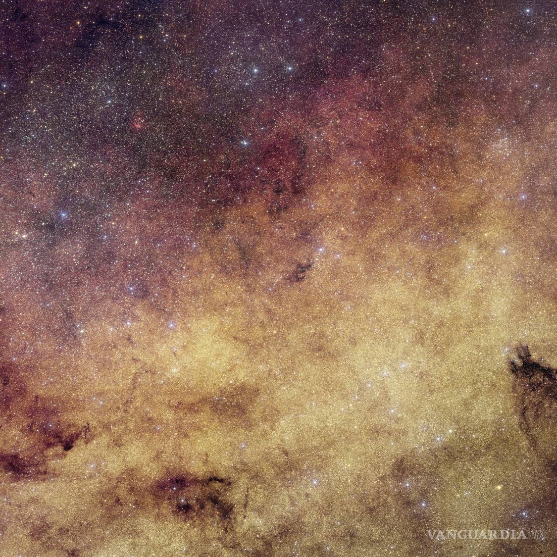 $!Esta es la fotografía de alta resolución más grande jamás tomada del centro de nuestra galaxia, la Vía Láctea, en luz visible. Fue capturada el 23 de marzo de 2025 por el telescopio espacial Euclid de la Agencia Espacial Europea
