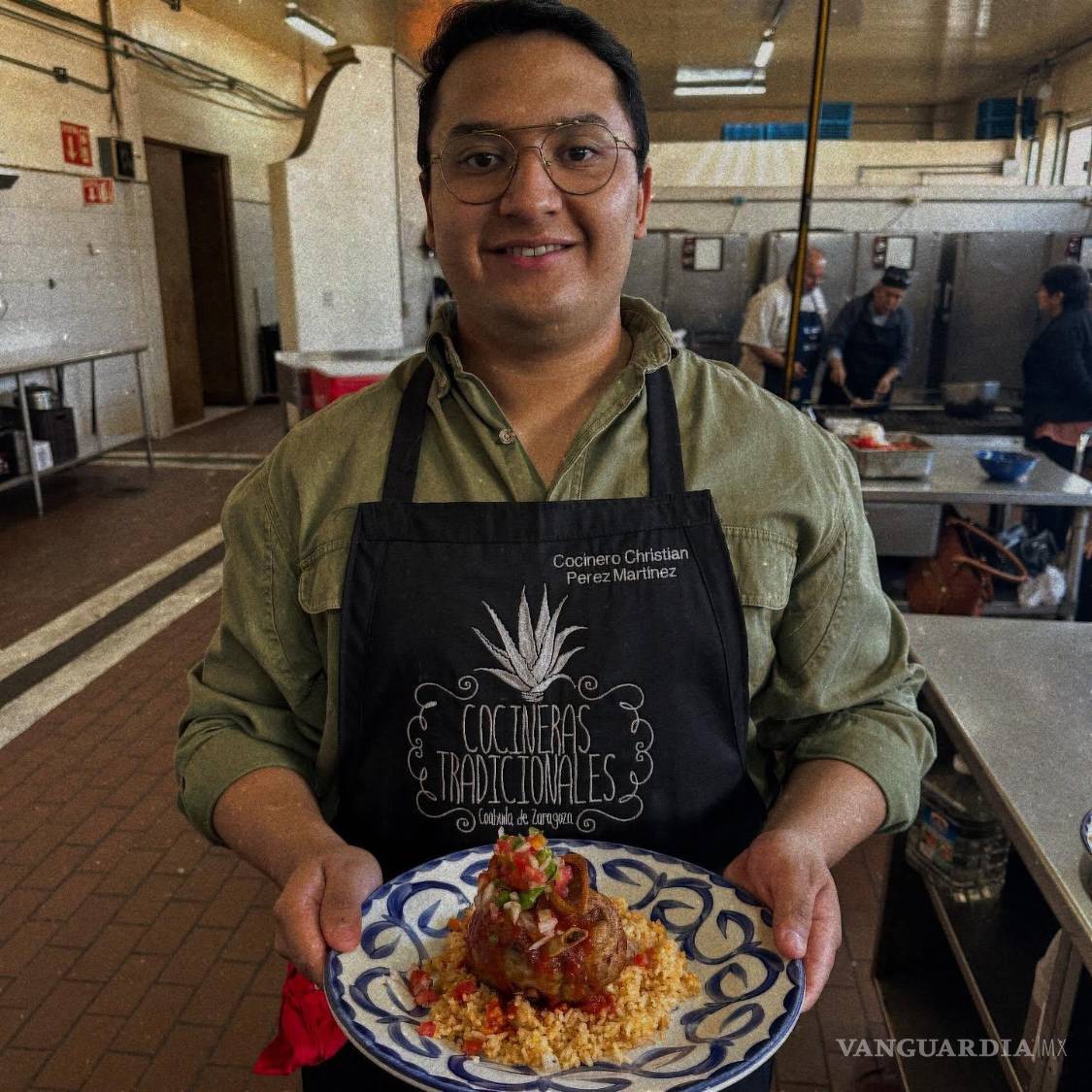 $!Chefs y cocineros coinciden en que la gastronomía local es resultado de siglos de historia compartida.