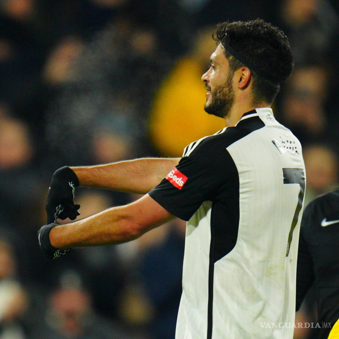 $!Todo fue celebración en Londres, gracias al doblete de Raúl Alonso Jiménez.