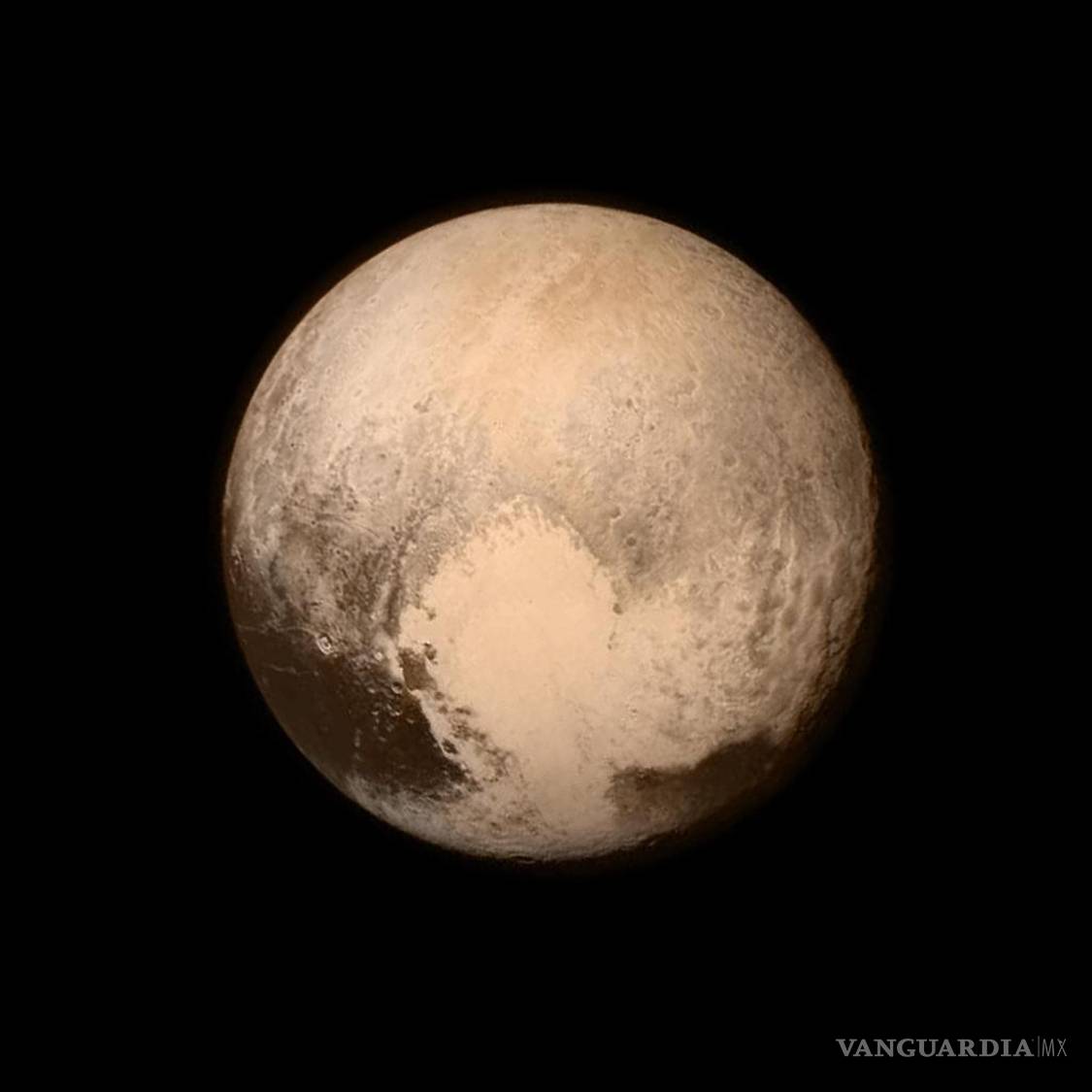$!Imagen de la sonda New Horizons de la NASA de Plutón tomada el 13 de julio de 2015, cuando la sonda se encontraba a 768.000 kilómetros de la superficie.