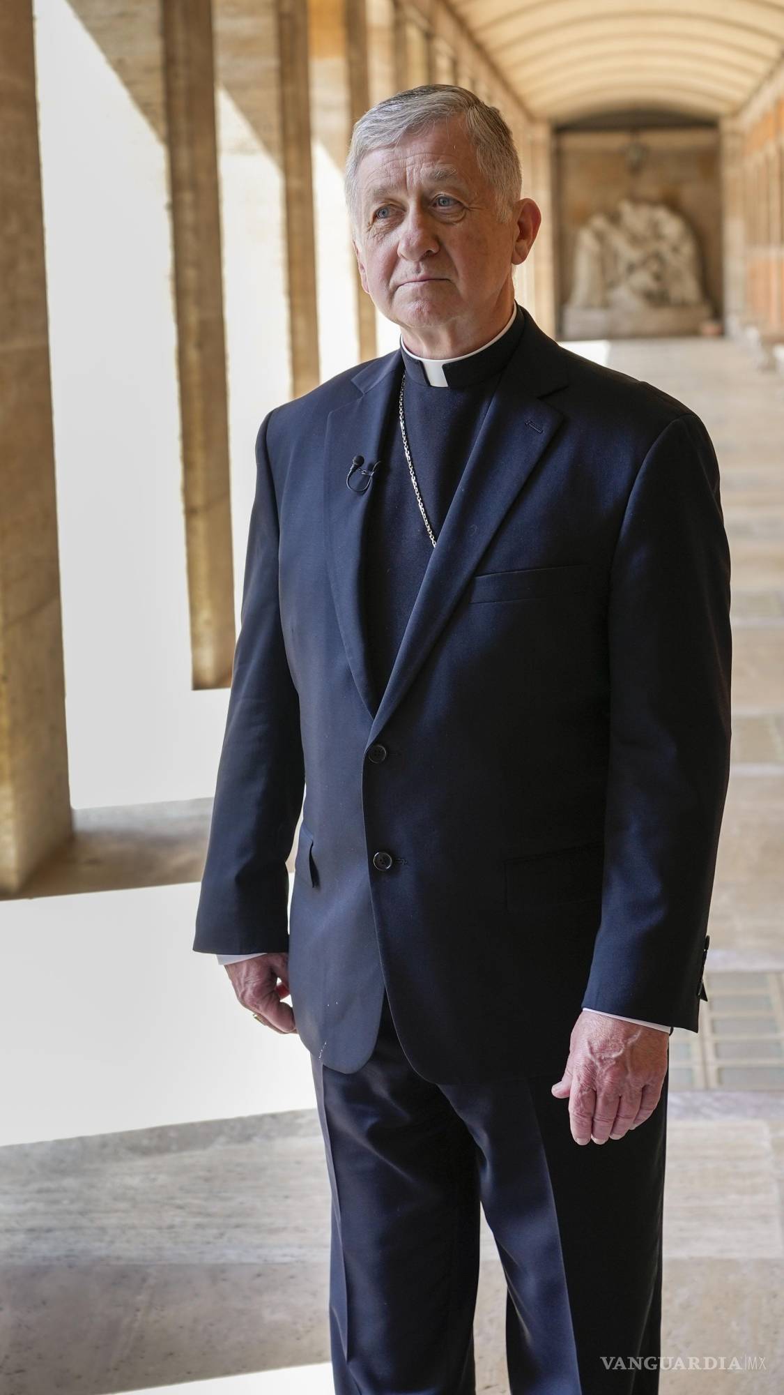 $!El cardenal Blase Cupich, arzobispo de Chicago, habla en una entrevista en Roma, el 25 de mayo de 2023.