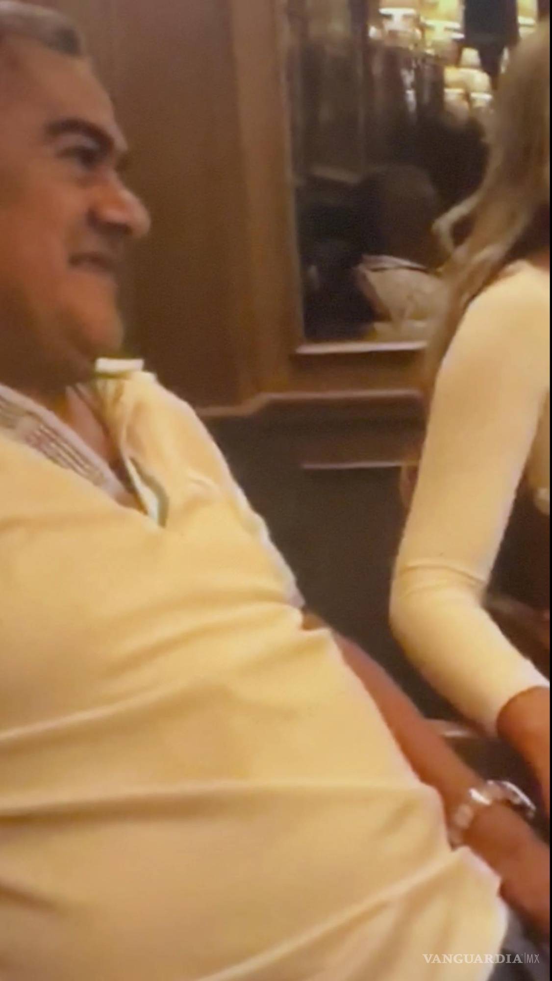 $!Esta imagen de un video obtenido por The Associated Press muestra a Diego Marín durante una fiesta en Madrid en abril de 2018.