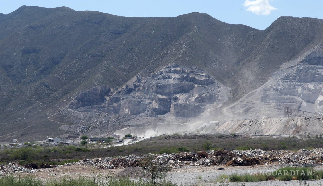 $!Clausuran cuatro empresas dedicadas a la extracción pétrea localizadas en la Sierra de Zapaliname; generaban 741% más de las emisiones permitidas