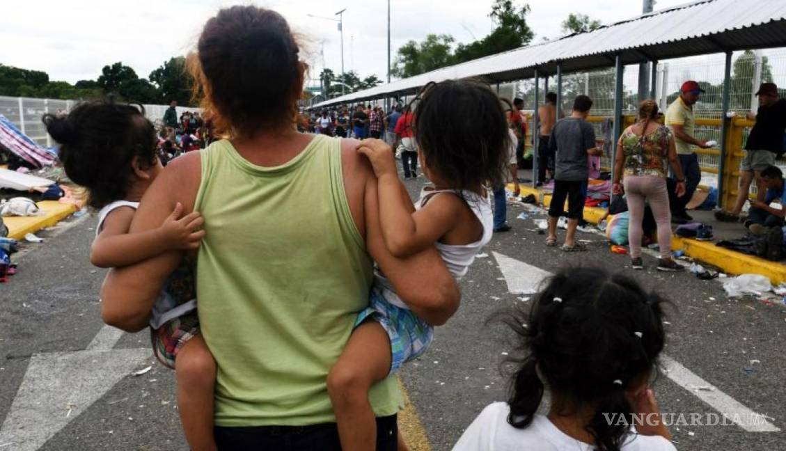 $!Si migrantes no tienen asilo en México, EU los echará, advierte Trump