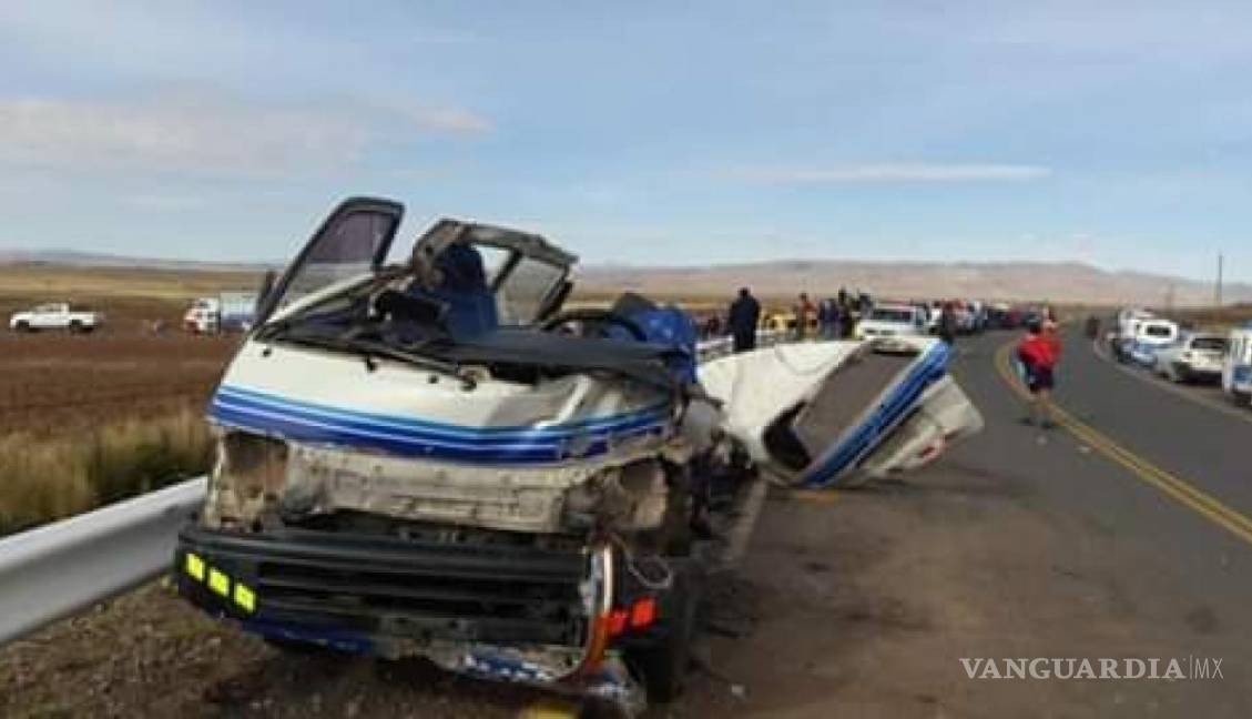 $!Accidente en carretera deja 20 muertos en Perú