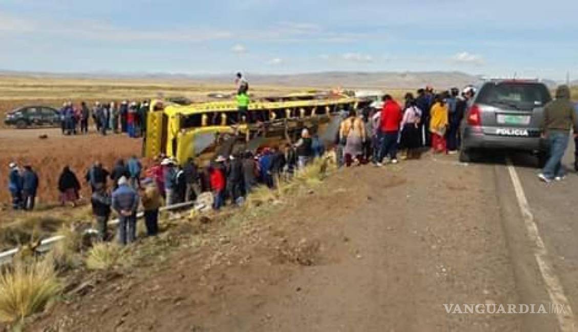 $!Accidente en carretera deja 20 muertos en Perú