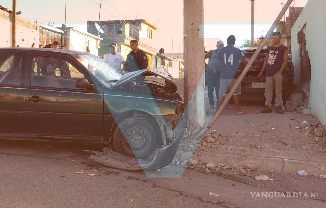 $!Celoso hombre persigue a expareja hasta impactar su auto en calles de Saltillo