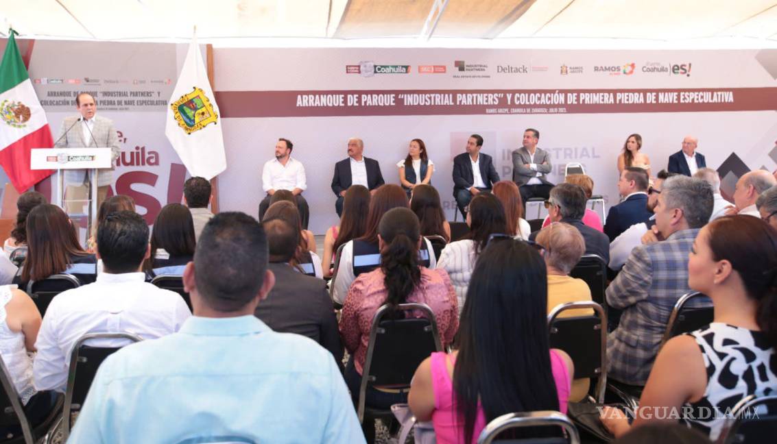 $!El gobernador asistió este jueves al arranque del parque Industrial Partners en Ramos Arizpe.
