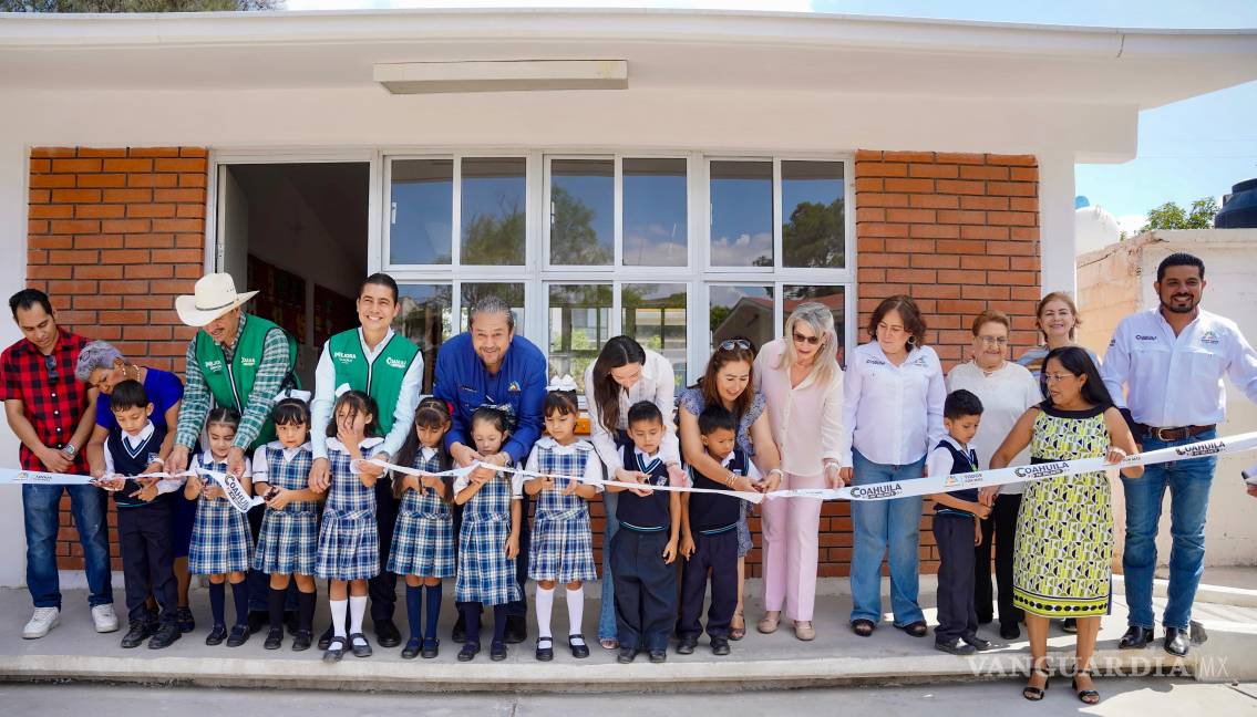 $!Autoridades estatales y municipales realizaron la entrega oficial de la nueva aula didáctica en el Jardín de Niños Vicente Suárez, en la colonia El Mirador.