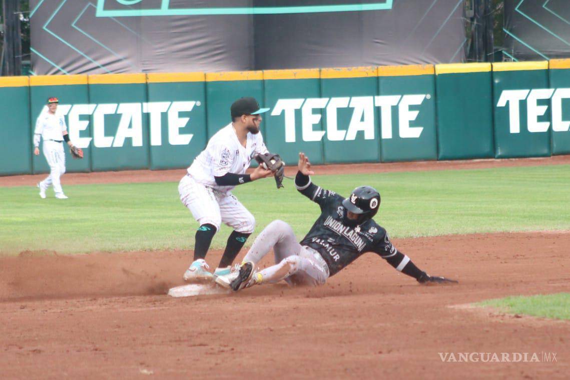 $!Los Saraperos de Saltillo no pudieron regresar nunca en el primer partido de la doble cartelera de este sábado en el Madero ante los Algodoneros de Unión Laguna.