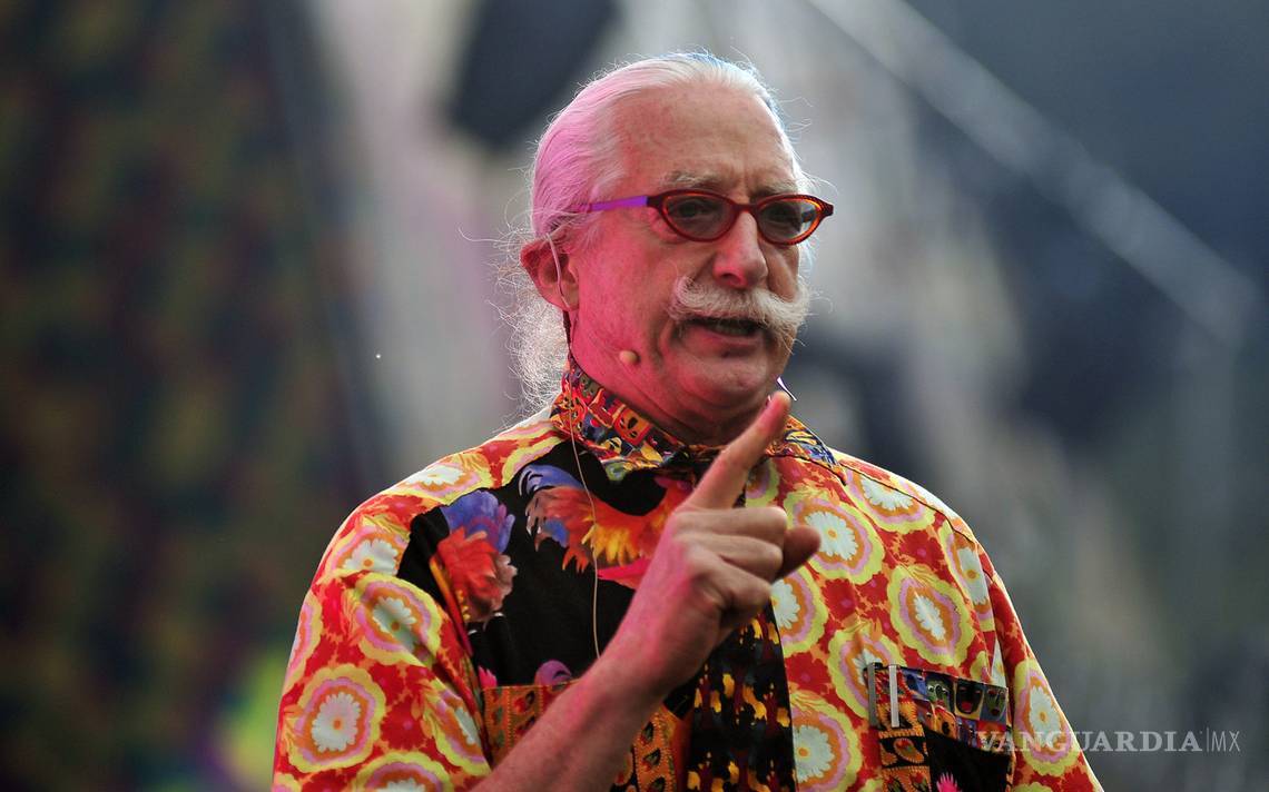 $!‘Tú no te suicidas, tú haces una revolución’: Patch Adams en Saltillo