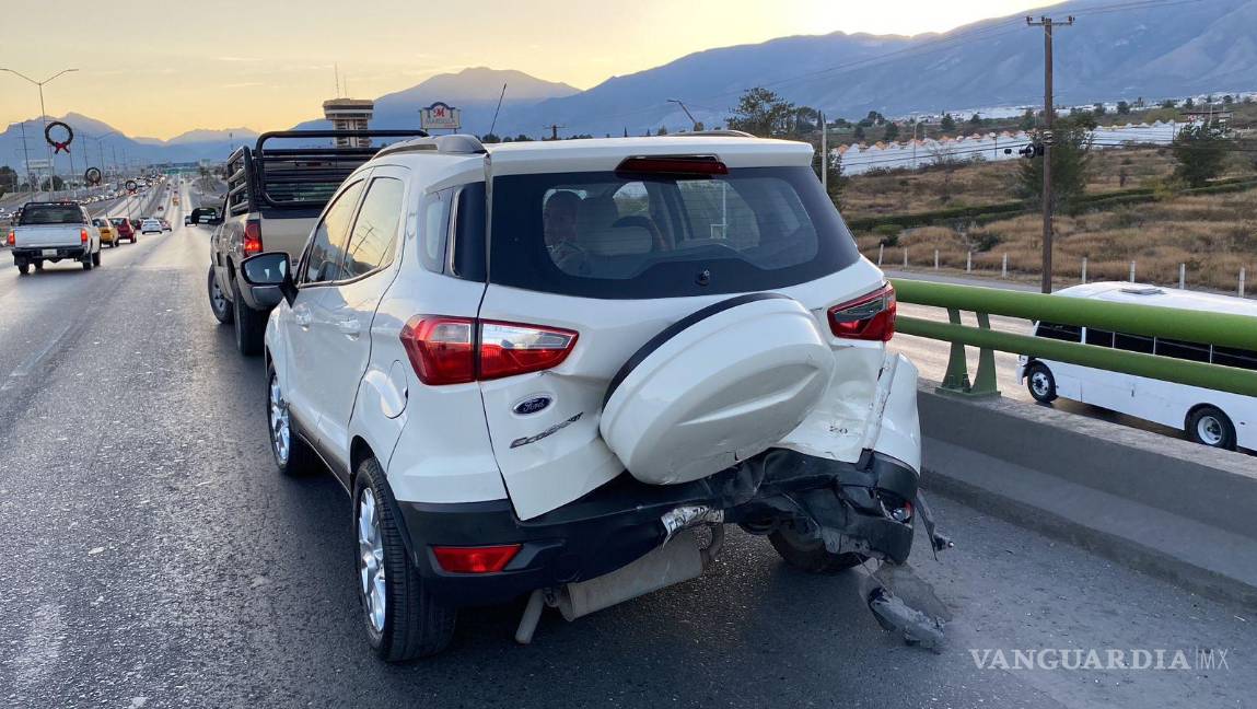 Accidentes en bulevar Fundadores de Saltillo provocan caos y cierre de ambos sentidos