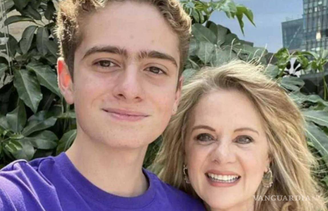 $!Erika Buenfil y su hijo Nicolás mantienen una relación muy cercana y abierta. (FOTO: INTERNET)