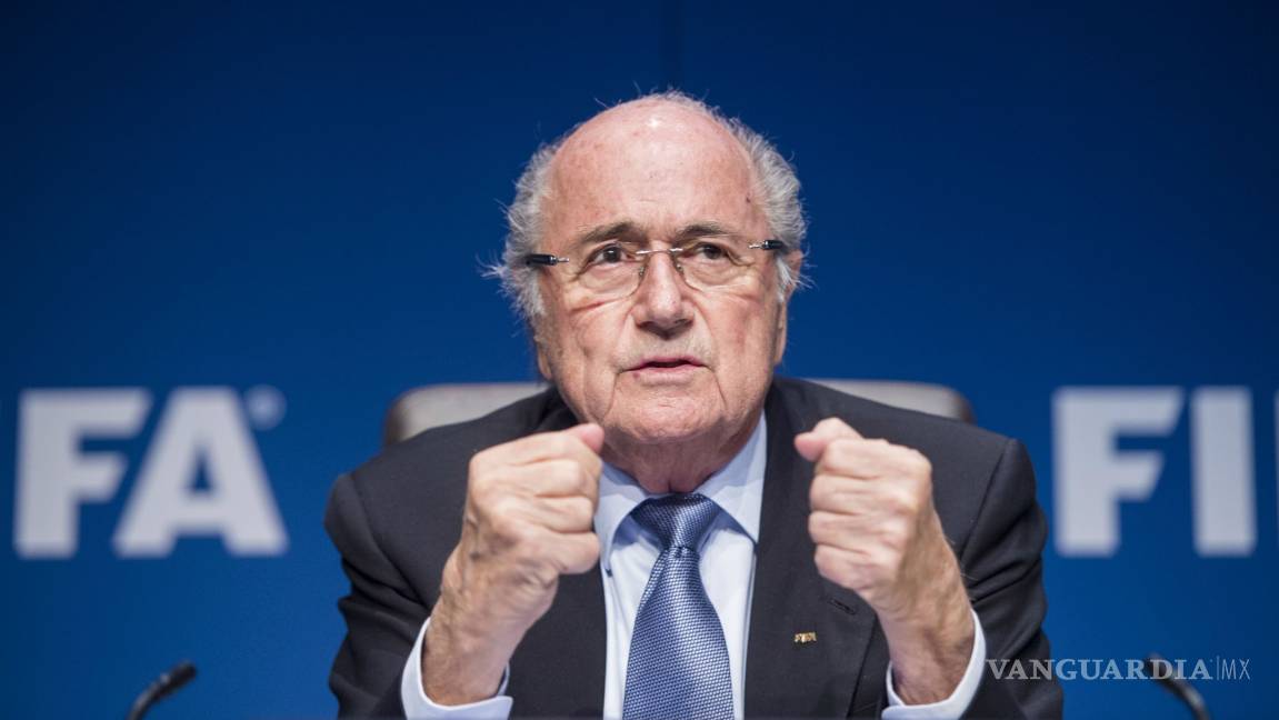 $!Joseph Blatter está en contra de que use el videoarbitraje en Rusia 2018