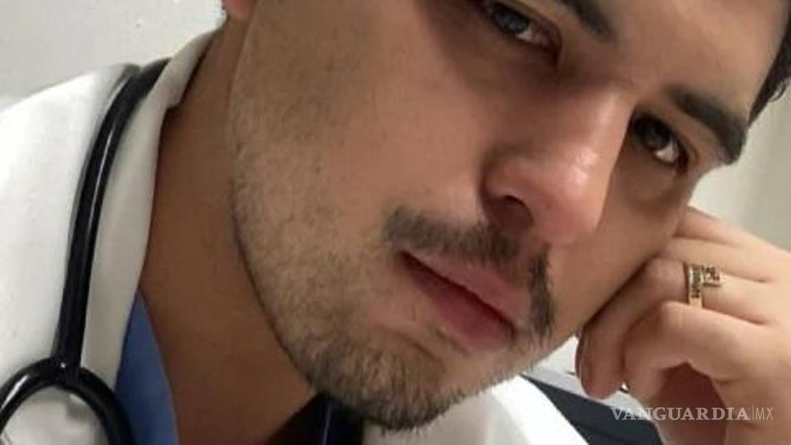 $!LordeDandy fue quien compró unos aretes de la reconocida marca de joyería