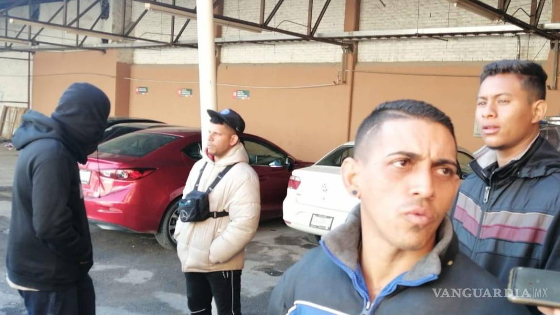 Migrante: agradecido con Policía de Torreón por apoyo, y molesto con Migración por robos y abuso