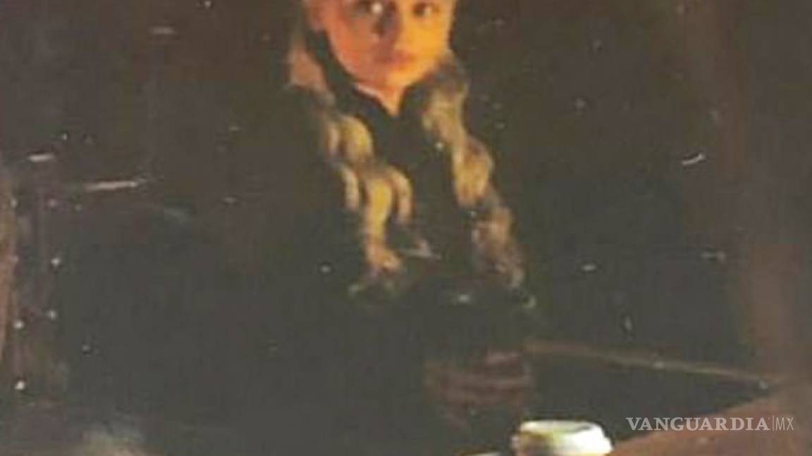$!Sophie Turner revela quién dejó el vaso de Starbucks en episodio de GOT