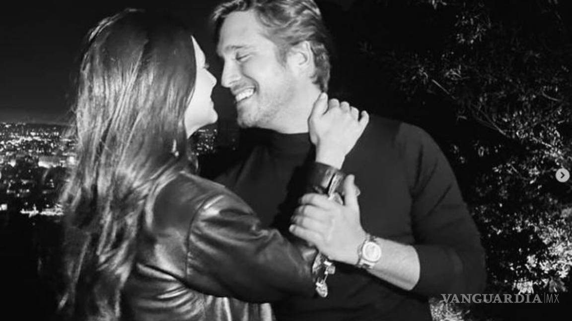 $!Boneta se declaró el hombre más afortunado del mundo por tener de novia a Renata Notni.