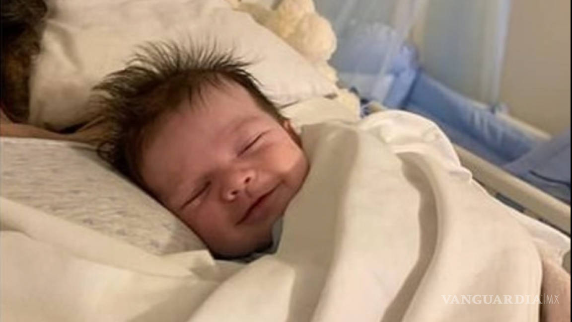 Bebé le sonríe a su mamá minutos antes de morir, sufrió muerte cerebral en parto