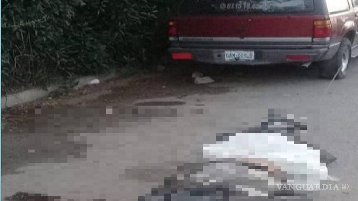 Hallan a joven asesinado frente a taller mecánico en La Laguna