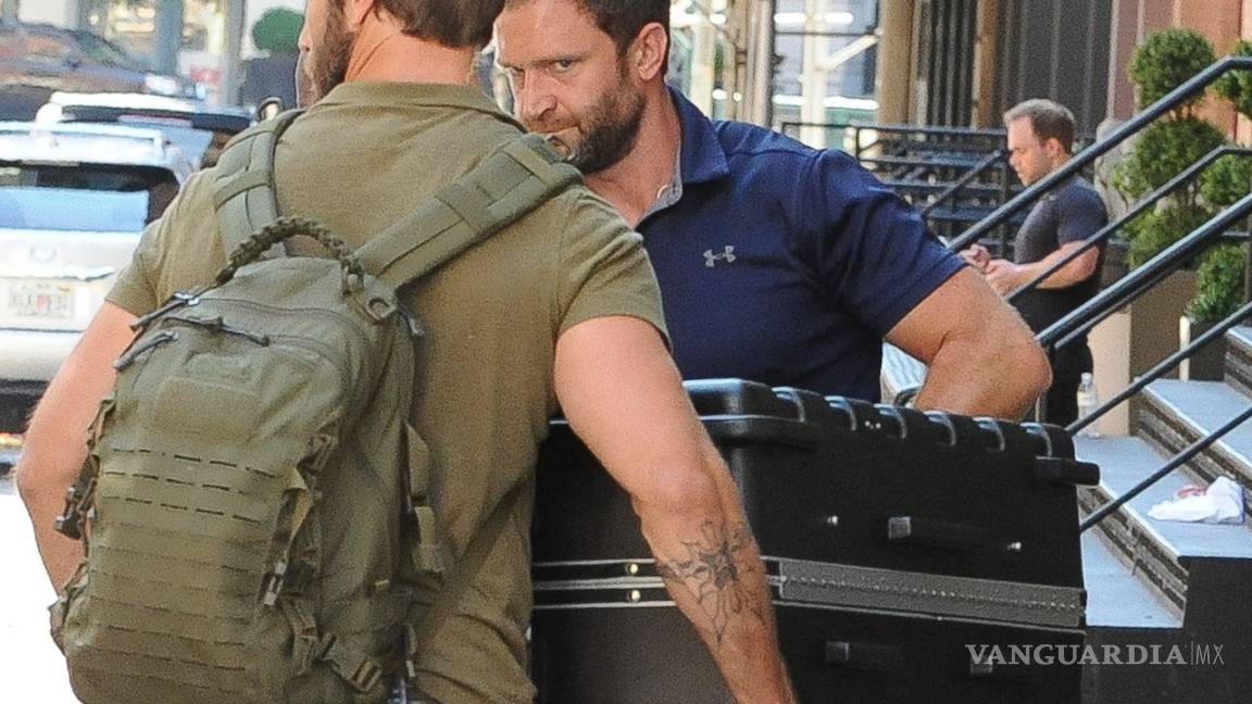 $!Taylor Swift se transportaba en una maleta gigante para evitar a los paparazzi