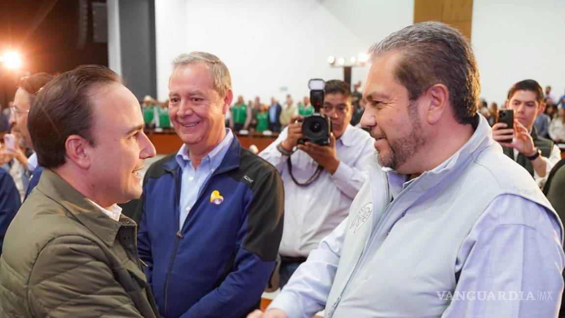 $!El trabajo coordinado con el gobernador Manolo Jiménez ha permitido avances significativos en el empleo y el desarrollo industrial en Ramos Arizpe.