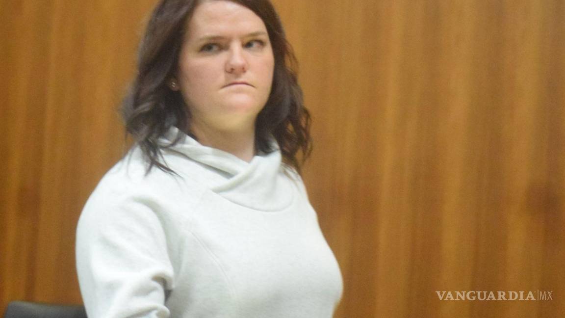 $!Maestra engañó a su esposo con estudiantes menores de edad, pasaría 90 años en prisión