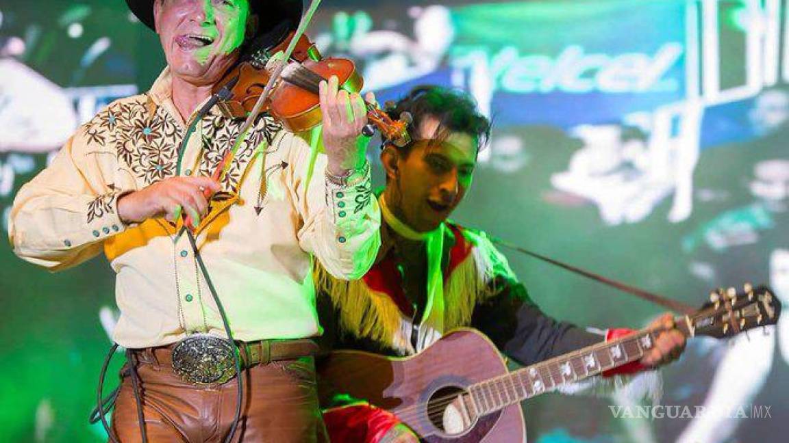 Genitallica y Caballo Dorado lanzan nueva versión de Payaso de Rodeo... ¡a ritmo de Rock! (video)