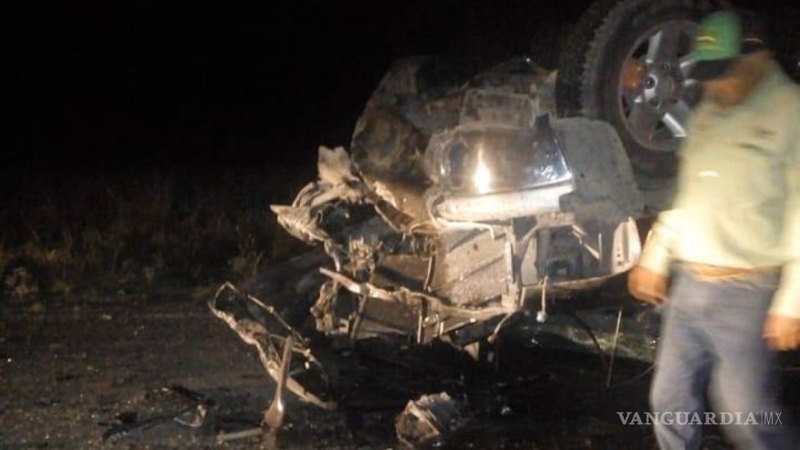 Mueren cinco integrantes de una familia en choque en la carretera “El 120” en Durango