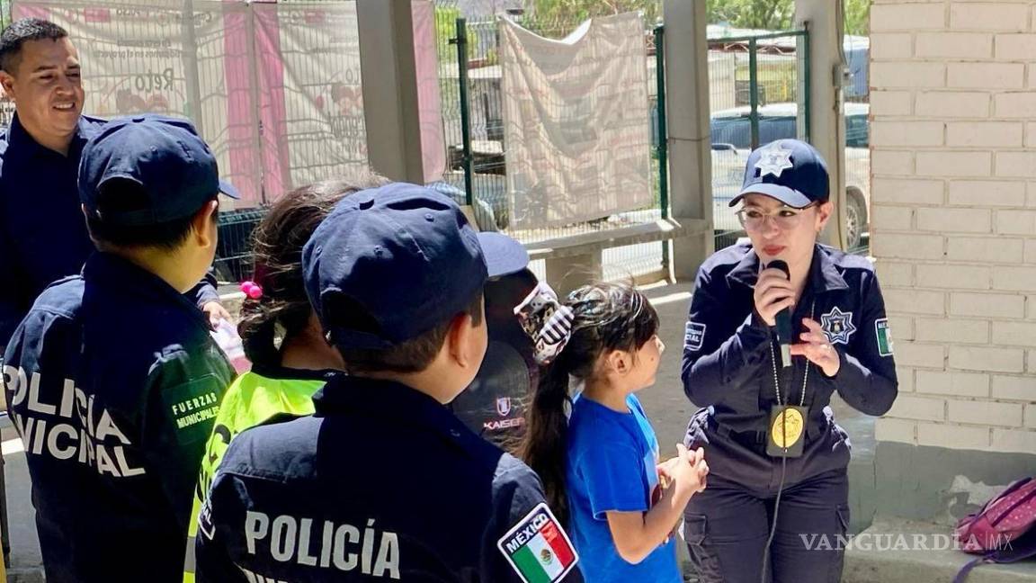 $!Menores del Jardín de Niños Miguel Ramos Arizpe participan en la plática “Seguridad en mi entorno”, reforzando su conocimiento sobre autocuidado y números de emergencia.