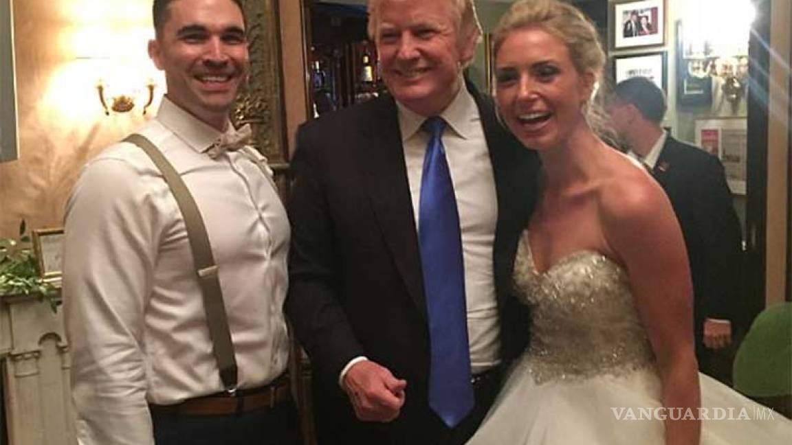 Donald Trump irrumpe de sorpresa en una boda