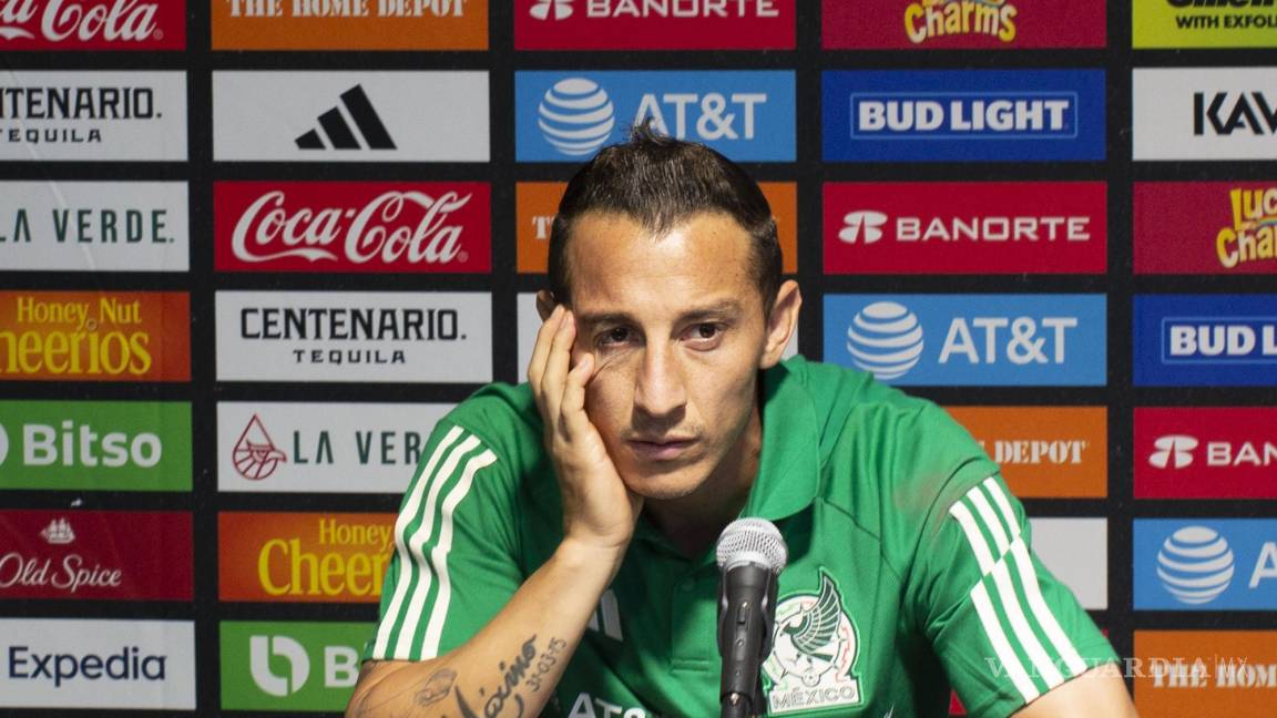 $!Andrés Guardado del seleccionado mexicano de fútbol habla durante una rueda de prensa en Los Ángeles, California.