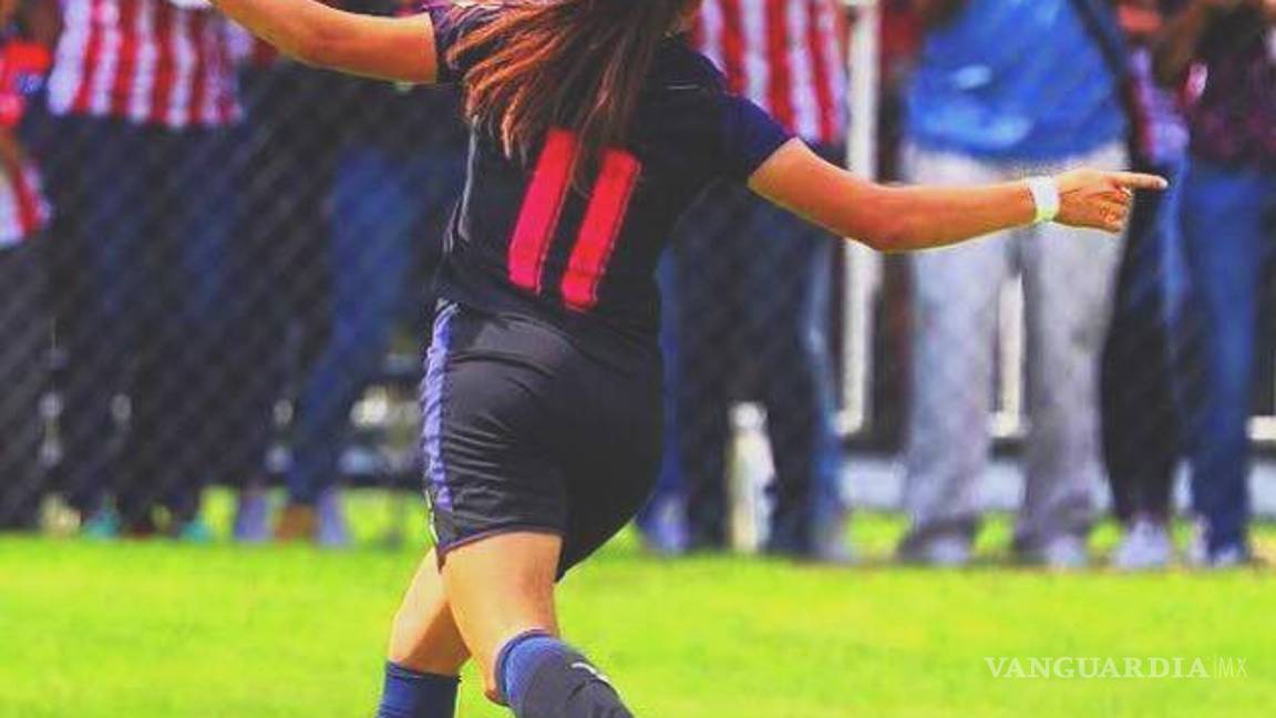 $!Norma Palafox, la bella goleadora de las Chivas