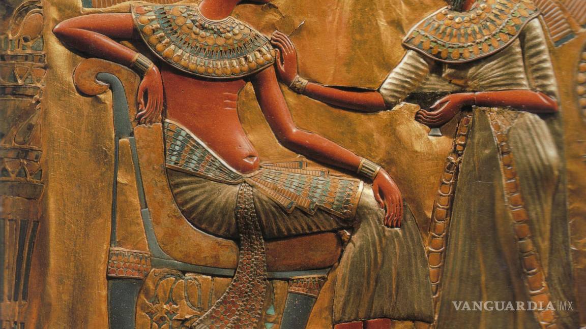 $!Representación mural en color y en relieve de una escena faraónica de una de las dinastías del Antiguo Egipto.