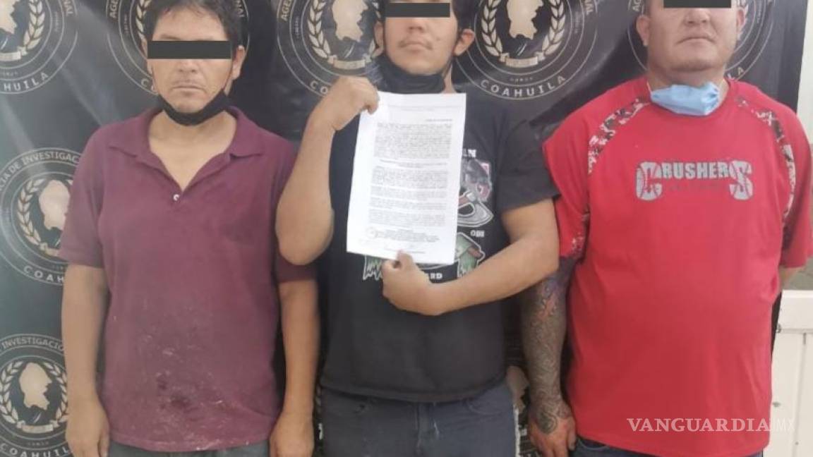 Caen tres falsos policías por robo de auto en Torreón; falta uno