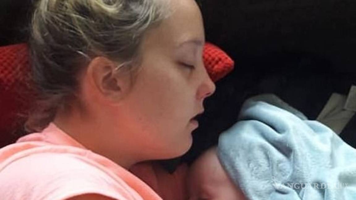 Madre de 17 años murió mientras abrazaba a su hijo recién nacido