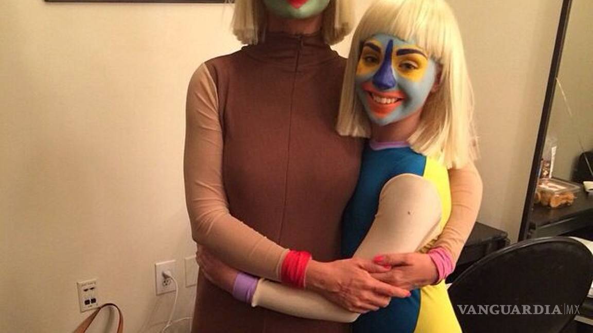 $!¡No creerás el regalo que le hizo Sia a Maddie Ziegler!