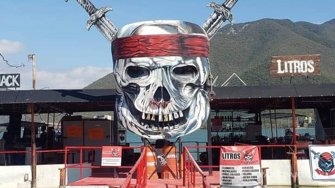 Incendian “El Barco Pirata” de la Presa de la Boca; ofrecen recompensa de 100 mil por responsables