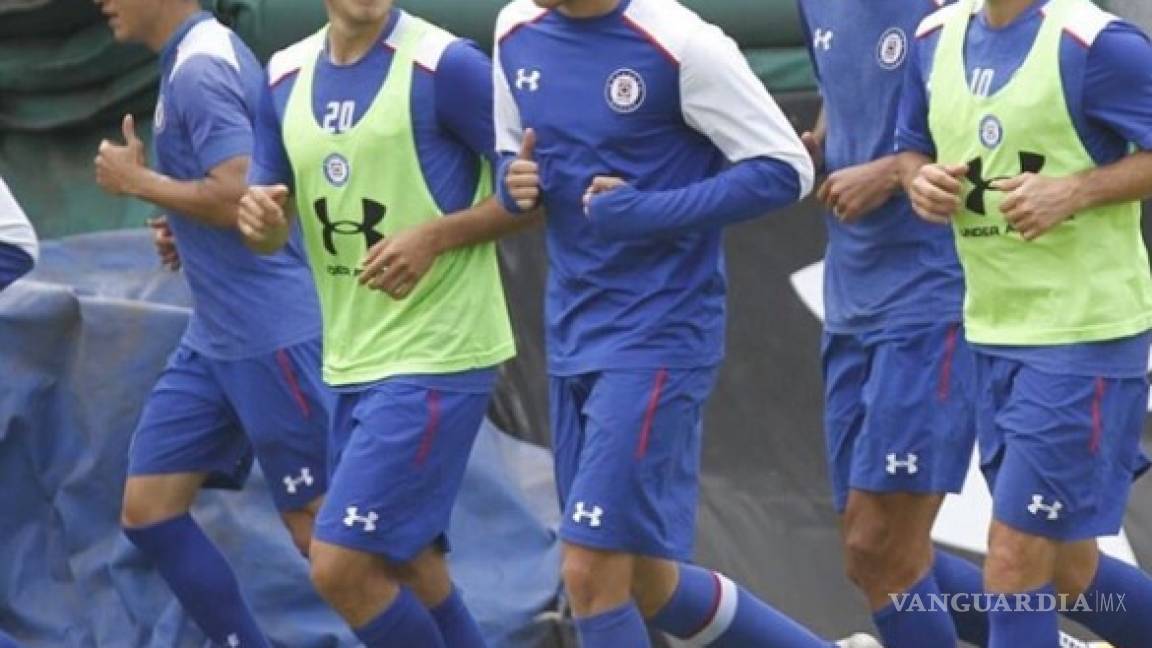 Chaco y su hijo entrenaron juntos con el primer equipo de Cruz Azul