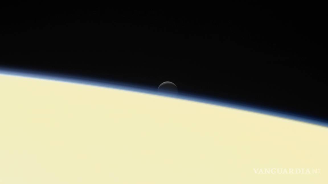 $!"Cassini" envía su última señal antes de estrellarse en Saturno
