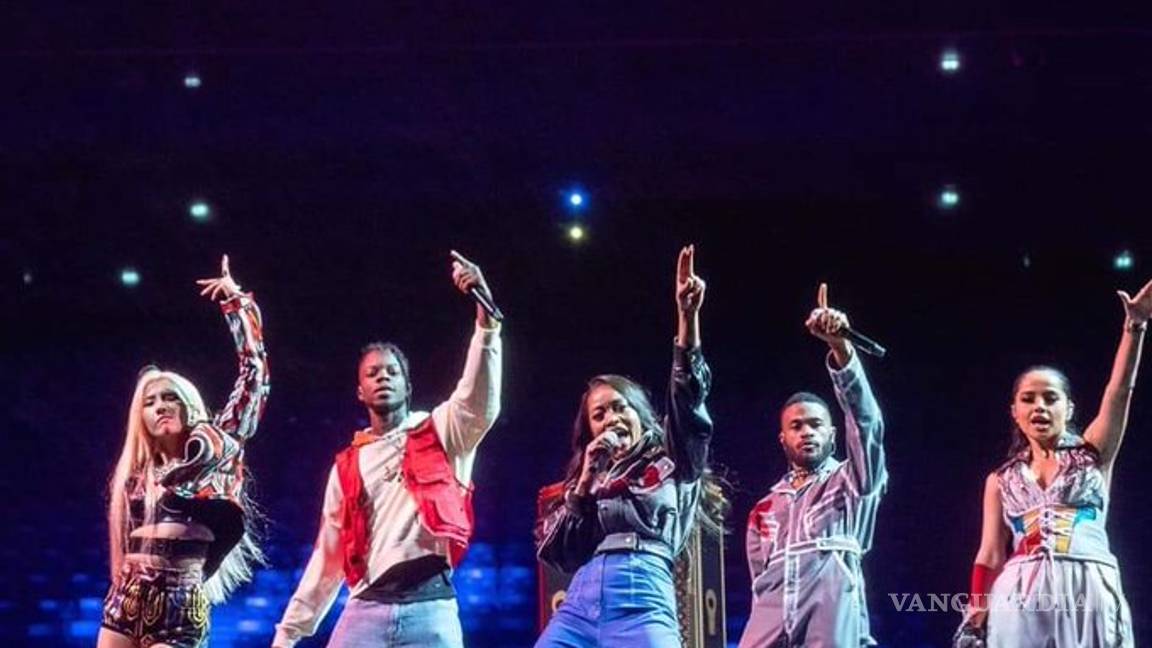 $!Becky G se lució en la final mundial de League of Legends