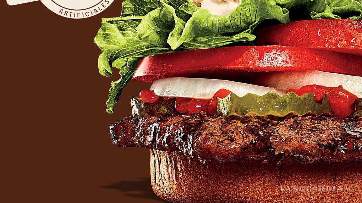 $!Burger King es centro de una controversia legal por la exageración del tamaño del Whopper.