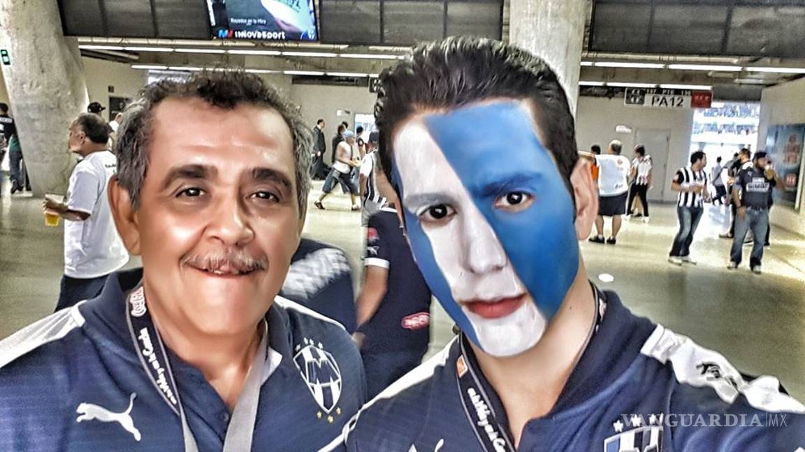 $!El aficionado más guapo de la Liga MX es de Monterrey y es toda una sensación en internet