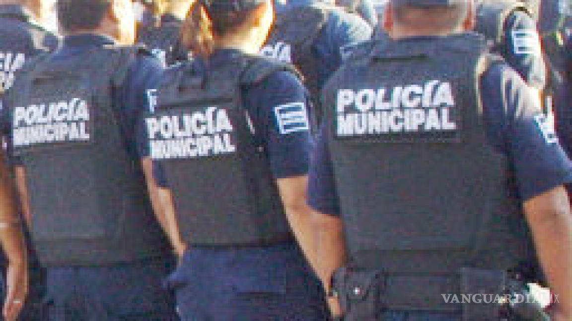 Denuncian acoso de policías municipales de Torreón por homicidio