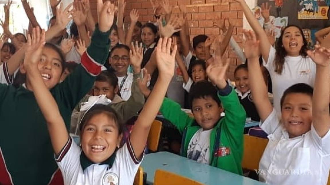 Apoya BIC en Ramos Arizpe en mejorar planteles escolares