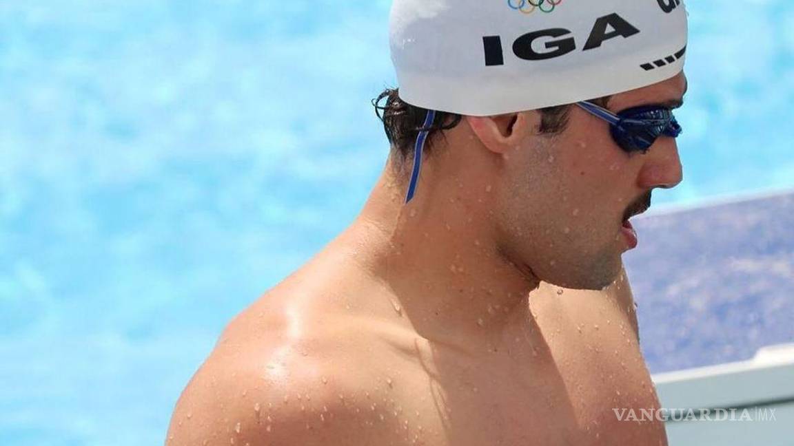 $!El nadador Jorge Iga dio su máximo esfuerzo en los 200 metros libres.