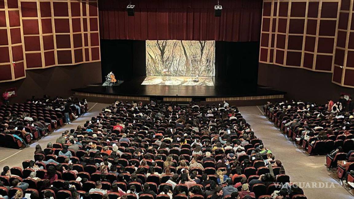 Con ‘Un monstruo viene a verme’ continúan los festejos del Teatro de la Ciudad