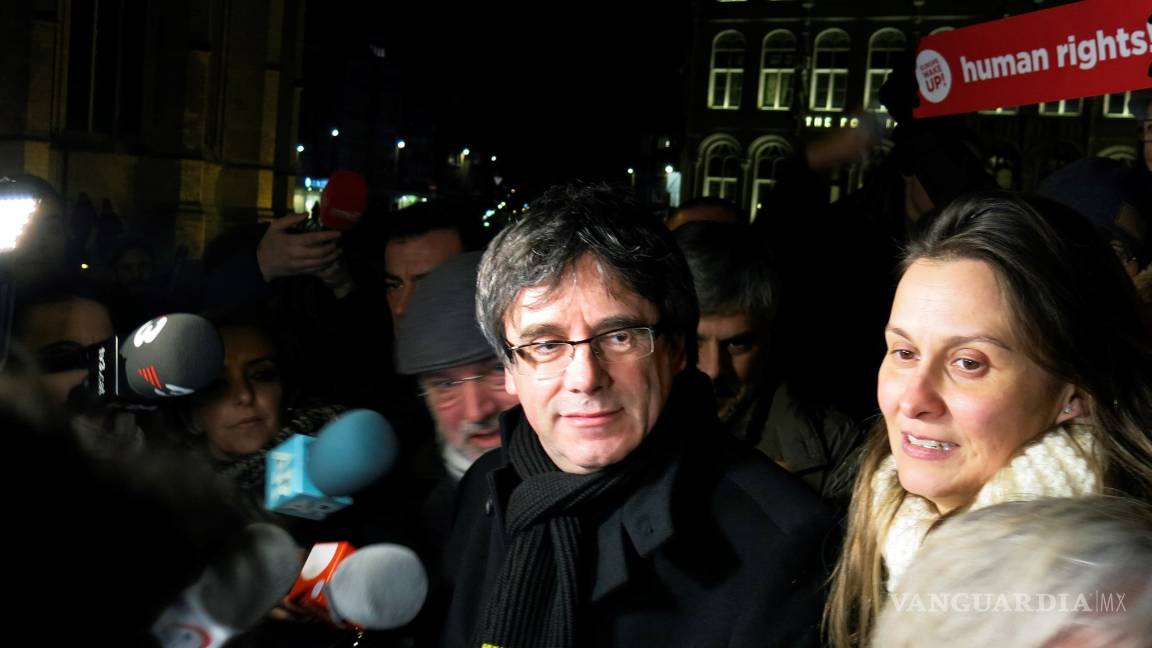 $!Busca el partido de Puigdemont modificar la ley para poder investirlo