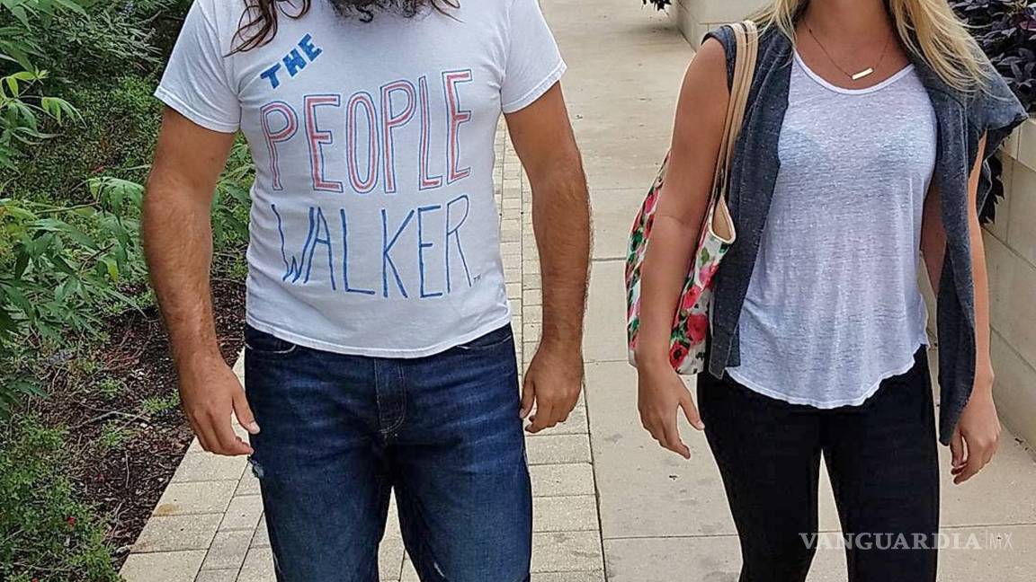 $!The People Walker, acompañantes de personas que se sienten solas